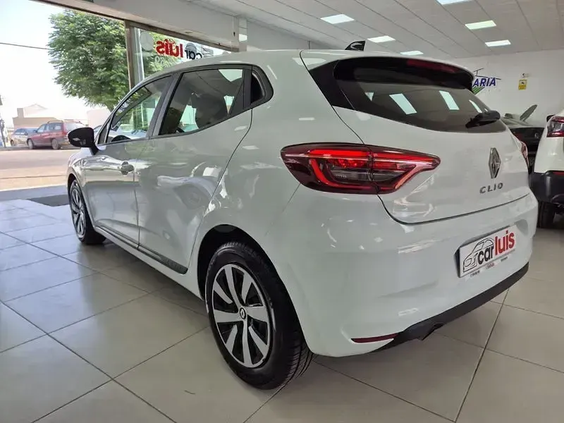 Usado Renault Clio V Equilibre 100 CV (73 kW) 2023 Blanco Berlina