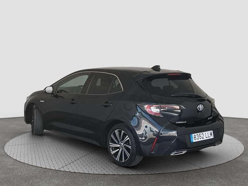 Usado Toyota Corolla Style 184 CV (135 kW) 2020 Negro Utilitario