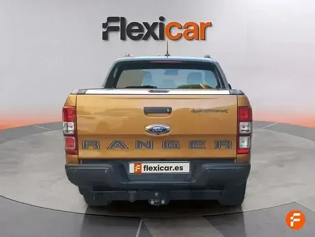 Usado Ford Ranger Wildtrack 213 CV (156 kW) 2020 Naranja Pickup/Camioneta
