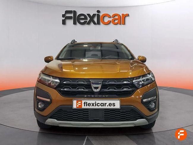 Usado Dacia Sandero Expression 91 CV (66 kW) 2022 Naranja Berlina