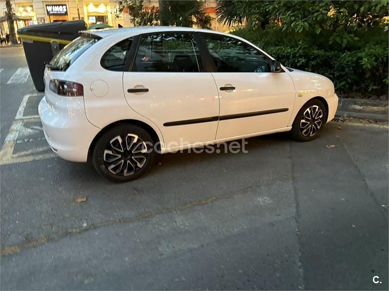 Usado Seat Ibiza Sport 80 CV (58 kW) 2006 Blanco Utilitario