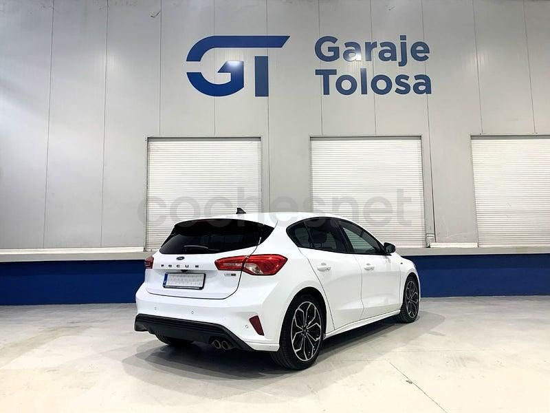 Begagnad Ford Focus ST-Line 155 HK (114 kW) 2020 Vit Sedan