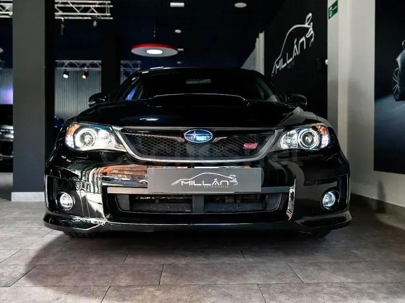 Usado Subaru WRX STI 300 CV (220 kW) 2012 Negro Berlina