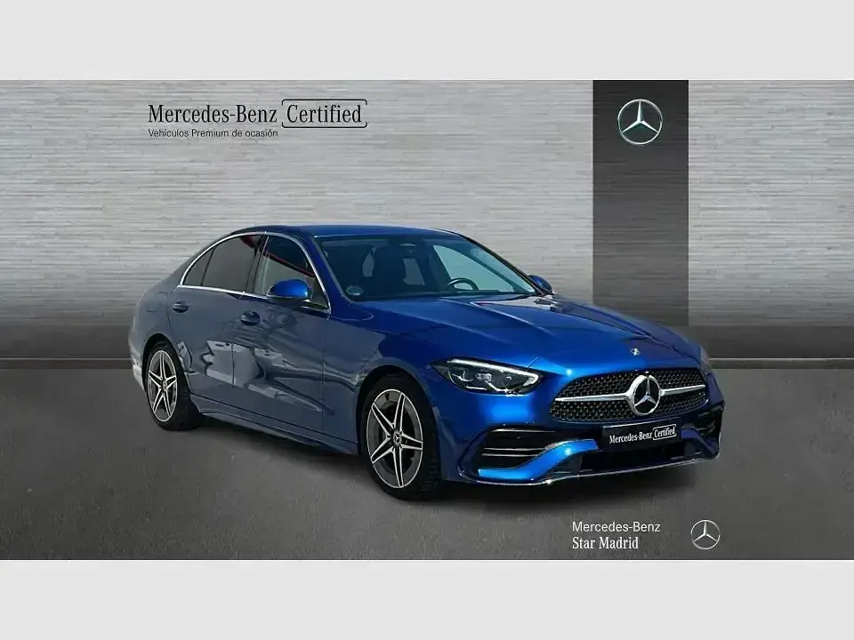Usado Mercedes C200 AMG line 204 CV (150 kW) 2022 Azul Berlina