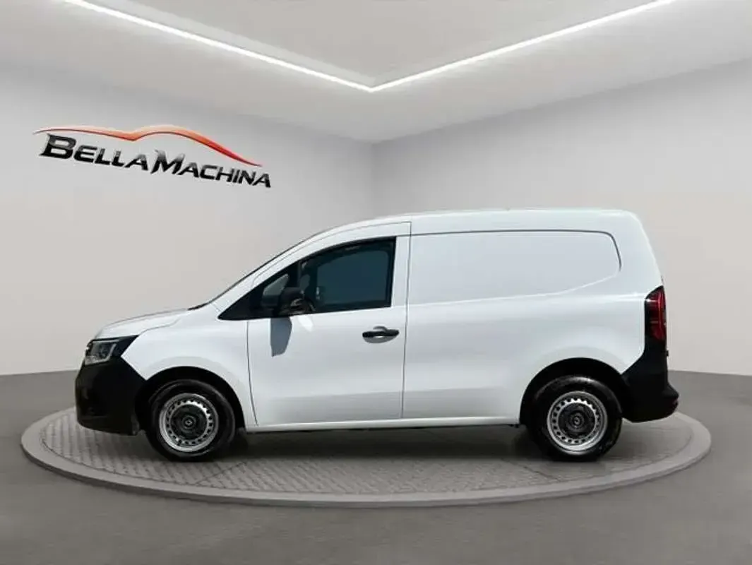 Usado Renault Kangoo 75 CV (55 kW) 2022 Blanco Monovolumen