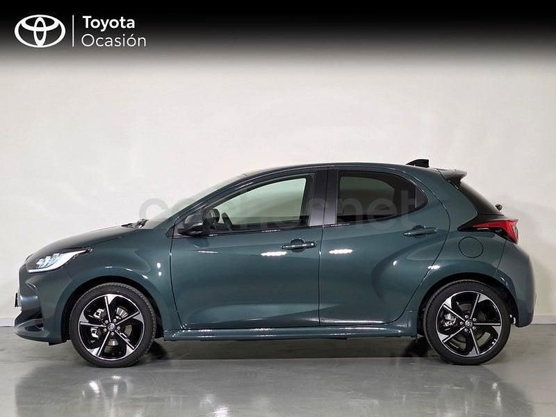 Nuevo Toyota Yaris Hybrid Style 116 CV (85 kW) 2025 Verde Berlina