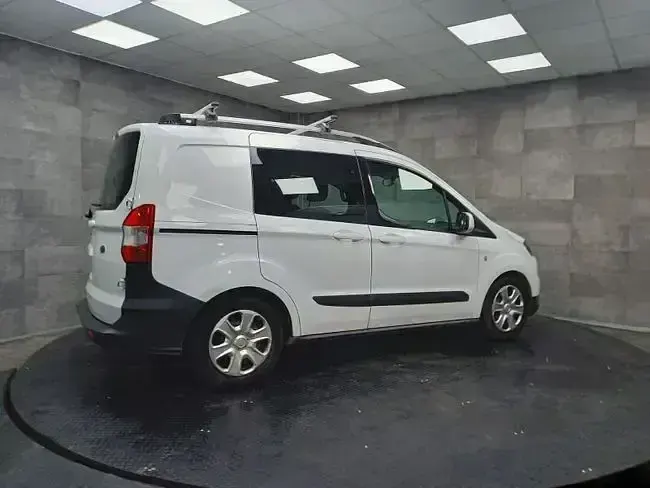 Usado Ford Transit Trend 101 CV (74 kW) 2020 Blanco Van