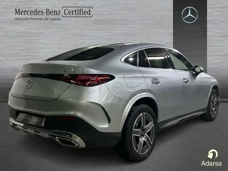 Usado Mercedes GLC300de 333 CV (244 kW) 2025 Plata hightech SUV