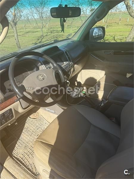 Usado Toyota Land Cruiser 166 CV (122 kW) 2008 Beige SUV