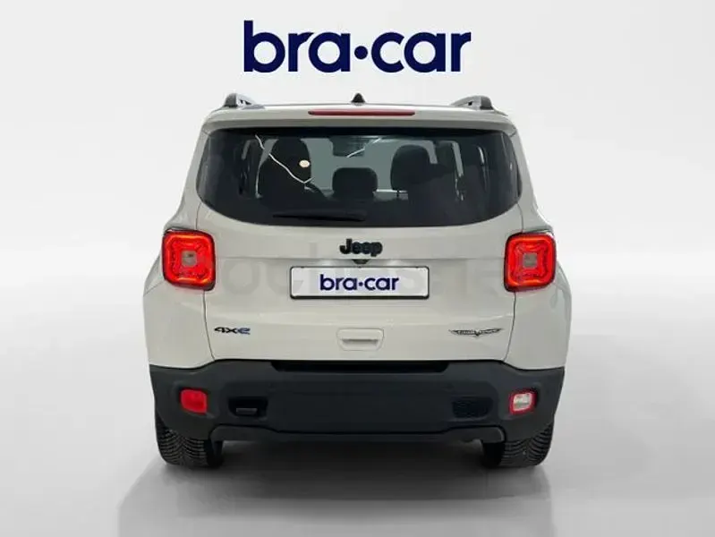 Usado Jeep Renegade Trailhawk 240 CV (176 kW) 2023 Blanco SUV