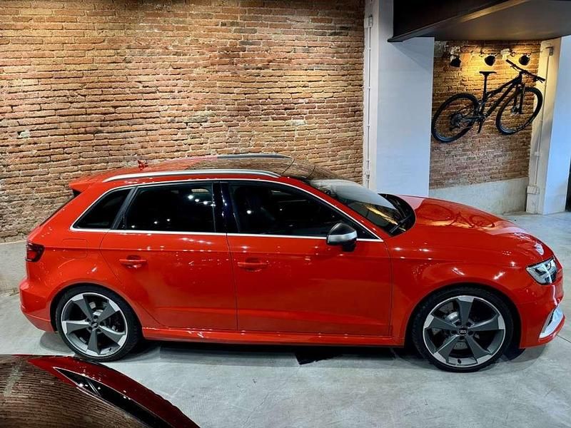 Usado Audi RS3 Sportback Exclusive 400 CV (294 kW) 2017 Rojo Utilitario