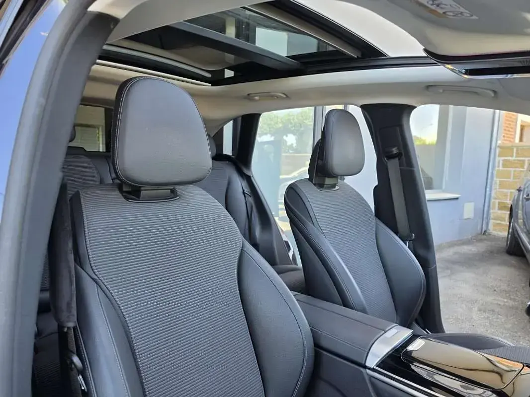 Usado Mercedes GLC220 197 CV (144 kW) 2024 Azul SUV