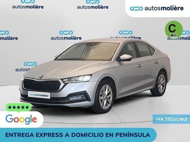 Gris Usado 2023 Skoda Octavia Selection Berlina | 26.890 € (Un poco caro) - Imagen 1/4
