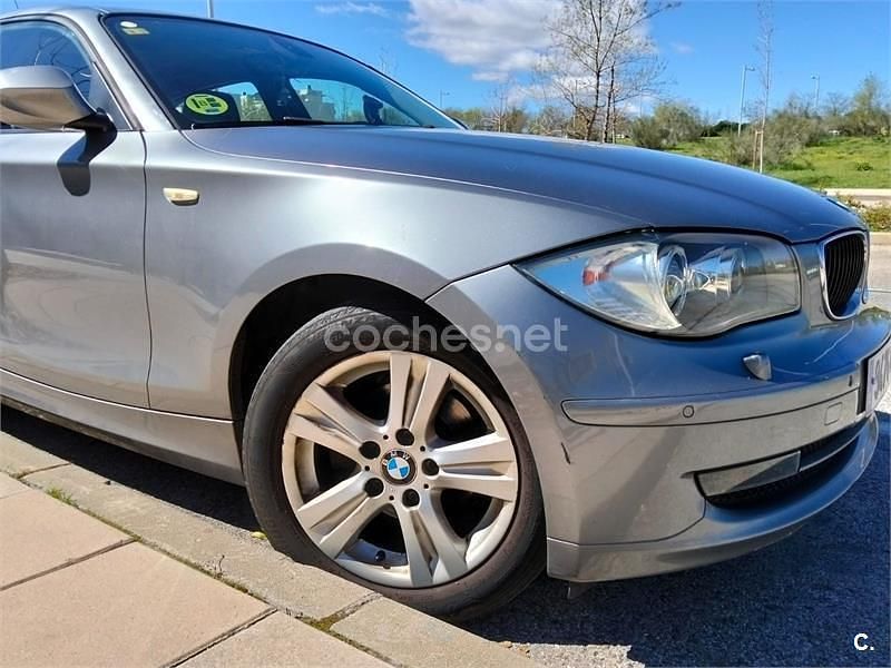 Usado BMW 116 115 CV (84 kW) 2010 Gris / plata Utilitario