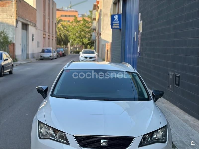 Usado Seat Leon ST CONNECT 110 CV (80 kW) 2016 Blanco Familiar