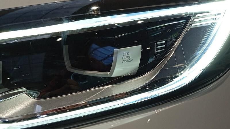 Usado Renault Kadjar Zen 140 CV (102 kW) 2020 Blanco SUV