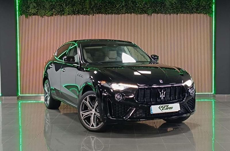 Usado Maserati Levante 275 CV (202 kW) 2018 Negro SUV