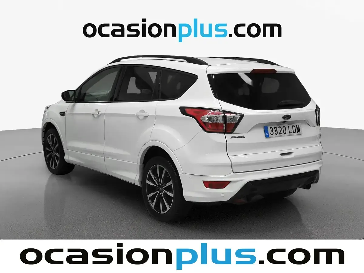 Usado Ford Kuga ST-Line 150 CV (110 kW) 2019 Blanco SUV