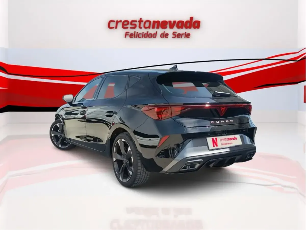 Usado Cupra Leon 150 CV (110 kW) 2024 Negro