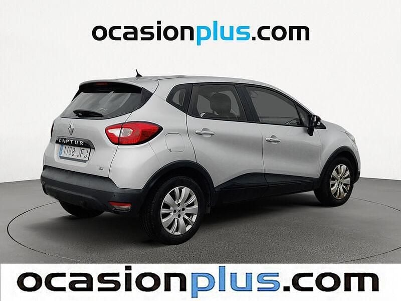 Usado Renault Captur Intens 90 CV (66 kW) 2015 Gris plata SUV