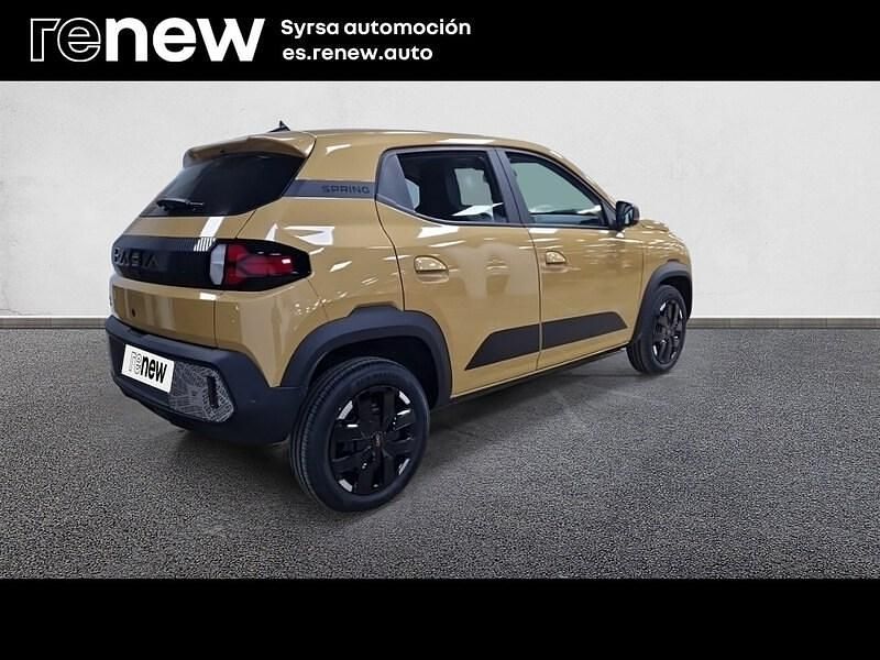 Usado Dacia Spring Extreme 47 kW (65 CV) 2025 Marrón Utilitario
