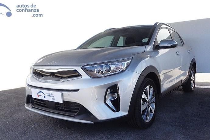 Usado Kia Stonic 100 CV (73 kW) 2021 SUV