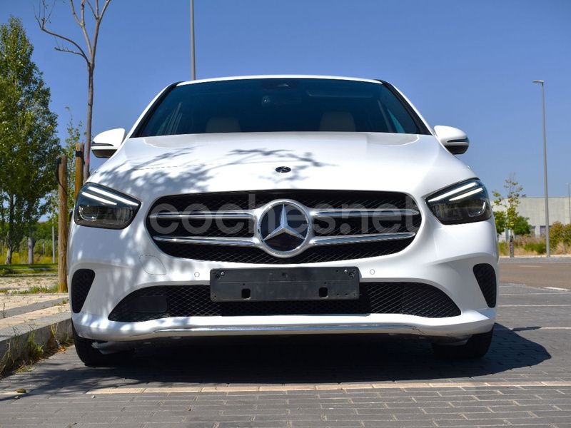 Usado Mercedes B180 Progressive 136 CV (100 kW) 2019 Blanco Monovolumen