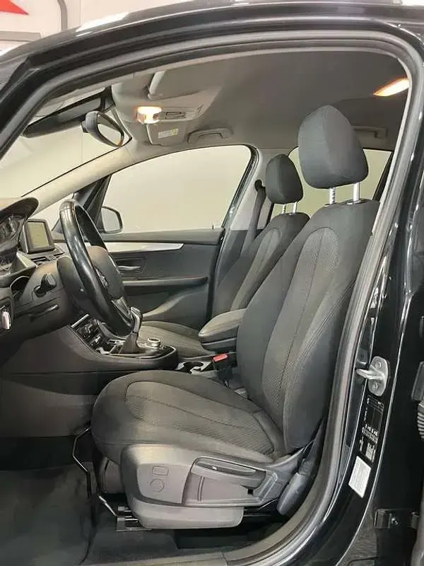 Usado BMW 218 Sport Line 150 CV (110 kW) 2016 Negro Monovolumen
