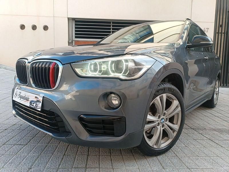 Usado BMW X1 Sport Line 150 CV (110 kW) 2017 Azul SUV