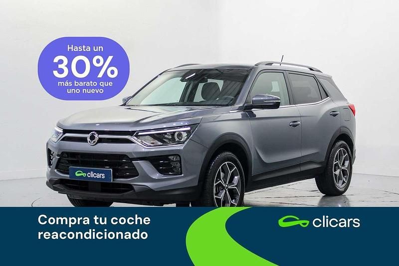Gris Usado 2024 Ssangyong (KGM) Korando SUV | 18.590 € - Imagen 1/4