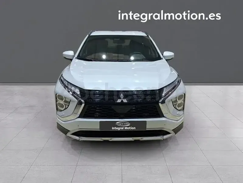 Usado Mitsubishi Eclipse Cross 188 CV (138 kW) 2025 Blanco SUV