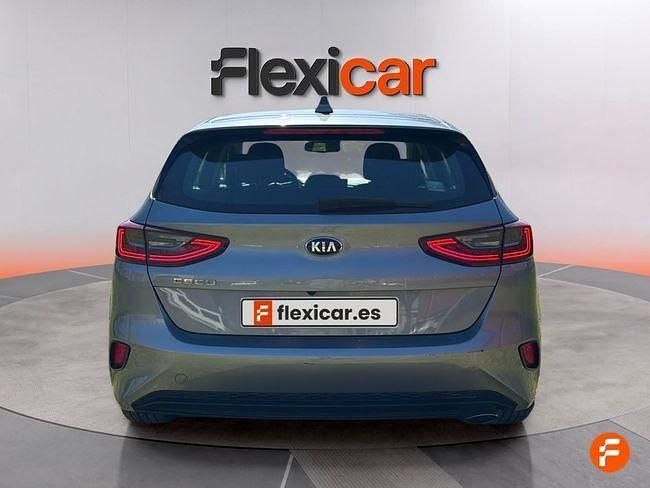 Usado Kia Ceed 140 CV (102 kW) 2020 Gris Utilitario