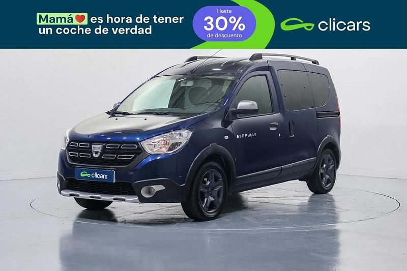 Käytetty Dacia Dokker Stepway 90 HP (66 kW) 2017 Sininen Tila-auto