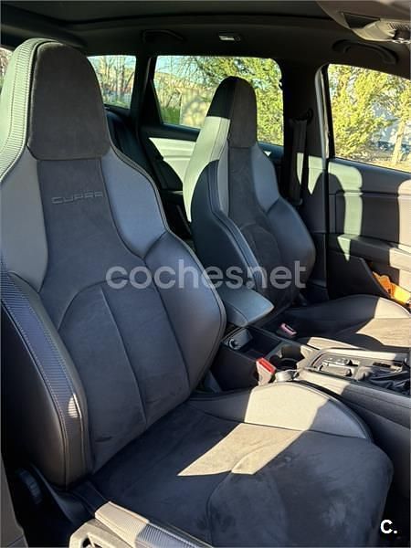 Usado Seat Leon ST 4Drive 300 CV (220 kW) 2020 Negro Familiar