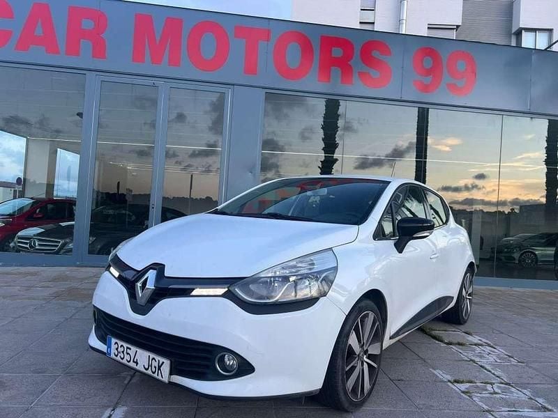 Usado Renault Clio IV Business 90 CV (66 kW) 2015 Blanco Utilitario