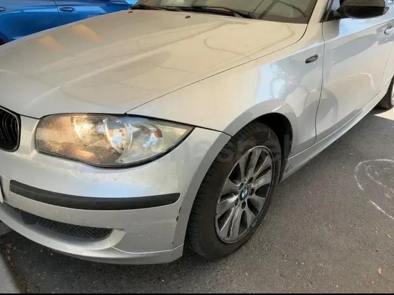 Usado BMW 116 Advantage 122 CV (89 kW) 2009 Gris / plata Utilitario
