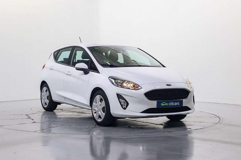 Usado Ford Fiesta Trend 101 CV (74 kW) 2019 Blanco Utilitario