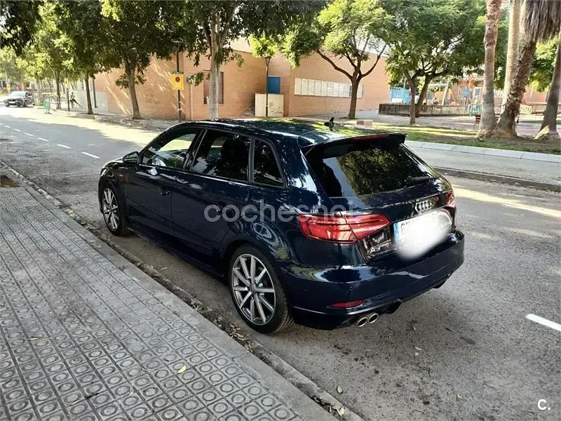 Usado Audi A3 Premium 150 CV (110 kW) 2018 Negro Berlina