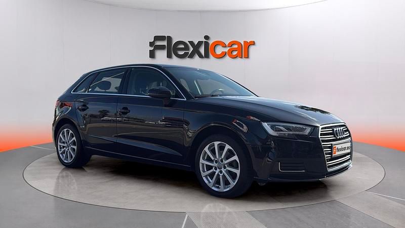 Usado Audi A3 Premium 116 CV (85 kW) 2018 Negro Berlina