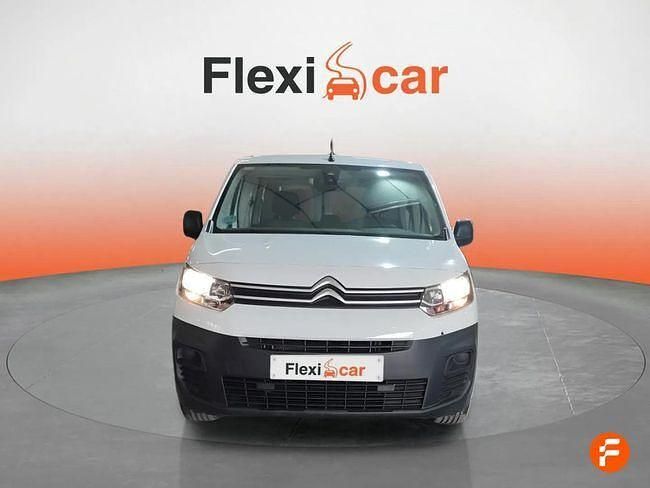 Usado Citroën Berlingo Live 102 CV (75 kW) 2020 Blanco Monovolumen