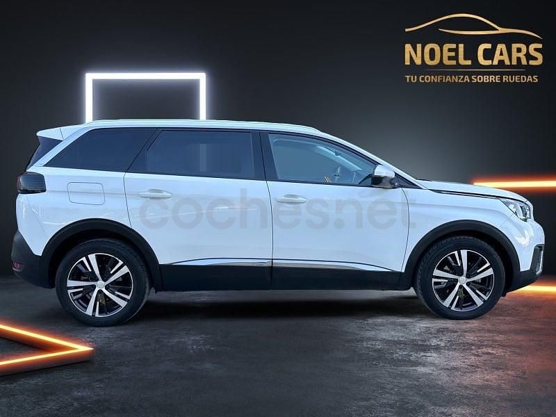 Usado Peugeot 5008 Allure 130 CV (95 kW) 2019 Blanco SUV