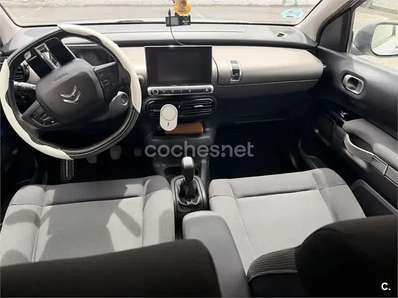 Usado Citroën C4 Shine Edition 100 CV (73 kW) 2016 Gris / plata Berlina