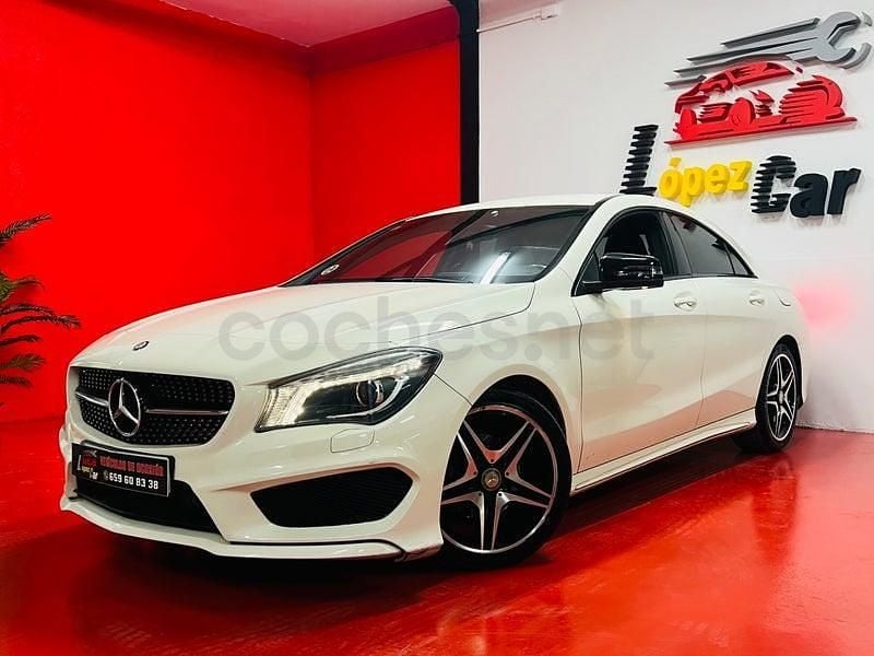 Usado Mercedes CLA200 AMG line 136 CV (100 kW) 2014 Blanco Berlina