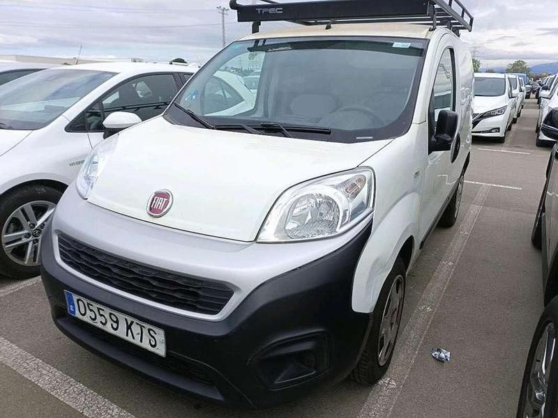 Blanco Usado 2019 Fiat Fiorino Monovolumen | 6980 € (Super precio) - Imagen 1/4