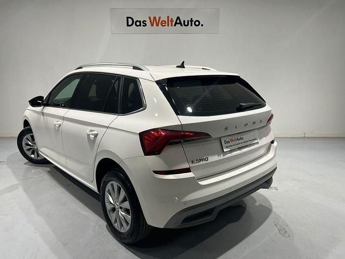 Blanco Usado 2021 Skoda Kamiq Ambition SUV | 22.800 € (Caro) - Imagen 1/4