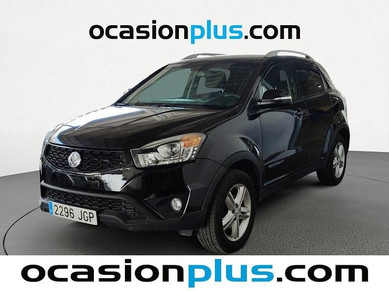 Negro Usado 2015 Ssangyong Korando SUV | 12.150 € - Imagen 1/4