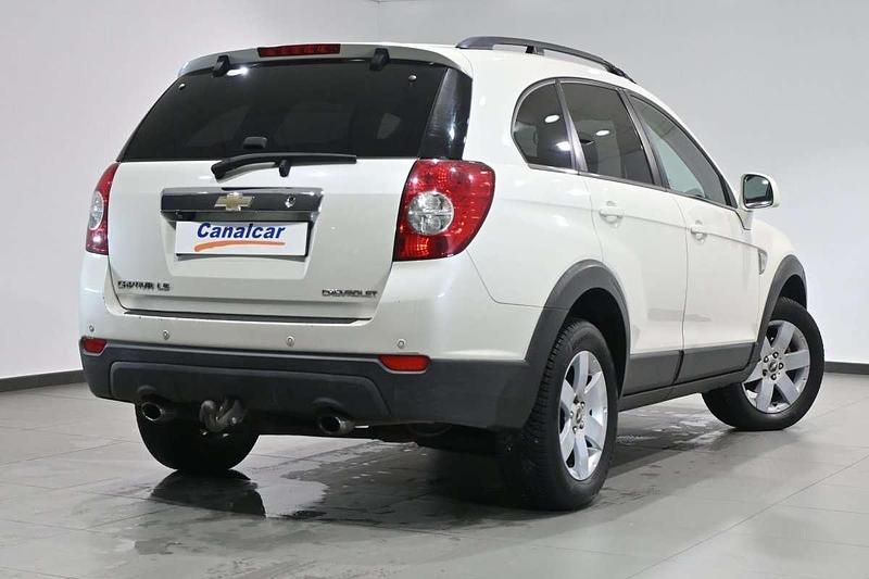 Usado Chevrolet Captiva LS 127 CV (93 kW) 2010 Blanco SUV
