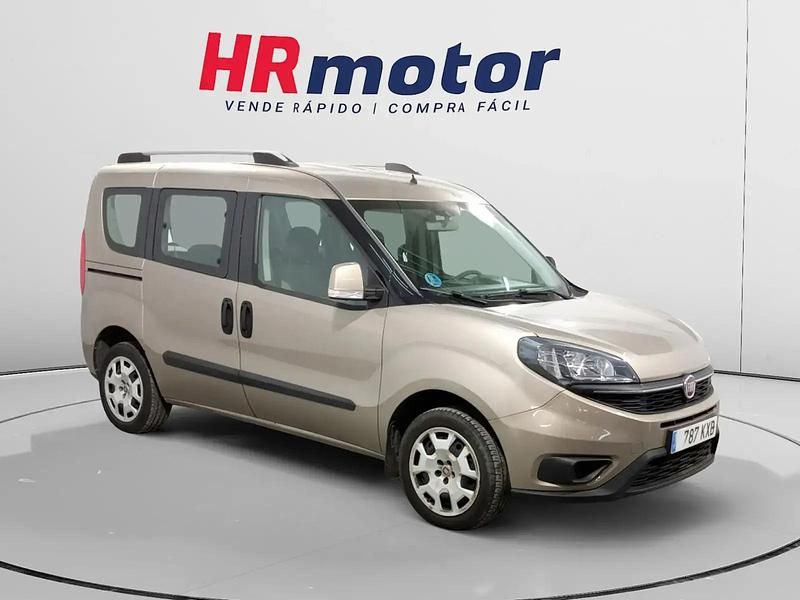 Usado 2019 Fiat Doblò Easy Monovolumen | 9610 € (Precio justo) - Imagen 1/4