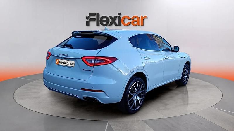 Usado Maserati Levante 275 CV (202 kW) 2017 Blanco SUV