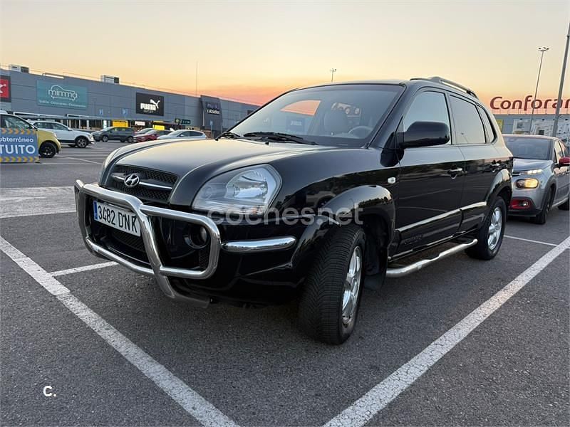 Usado Hyundai Tucson Style 112 CV (82 kW) 2005 Negro SUV
